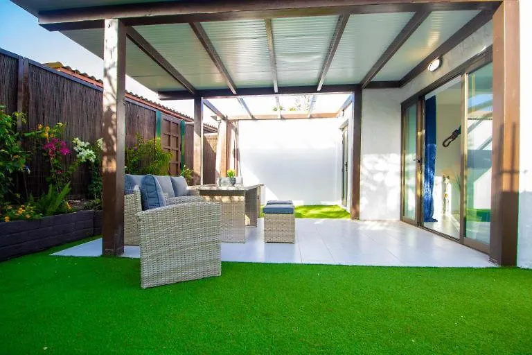 Bungalow Portos With Amazing Privet Garden Playa del Inglés 0*,  España